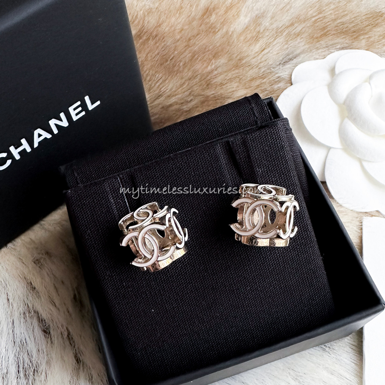 CHANEL 22K CC Cube Earrings *New - Timeless Luxuries