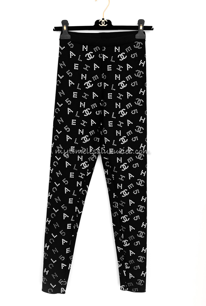 CHANEL 20C Runway CC Leggings 34 FR - Timeless Luxuries