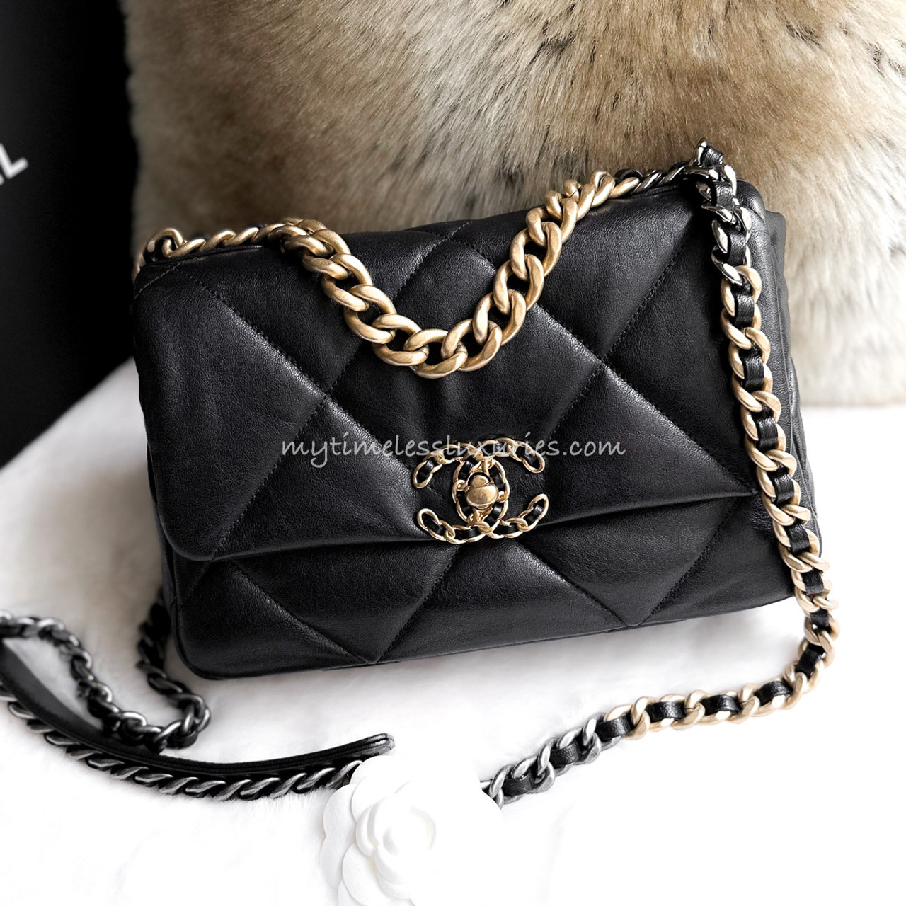 CHANEL 22P Iridescent Light Purple Lamb Skin 19 Small Flap Bag Mixed H   AYAINLOVE CURATED LUXURIES