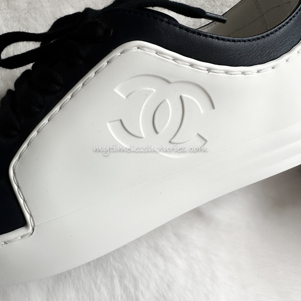 CHANEL CC Sneakers White/ Navy 35.5 *New - Timeless Luxuries