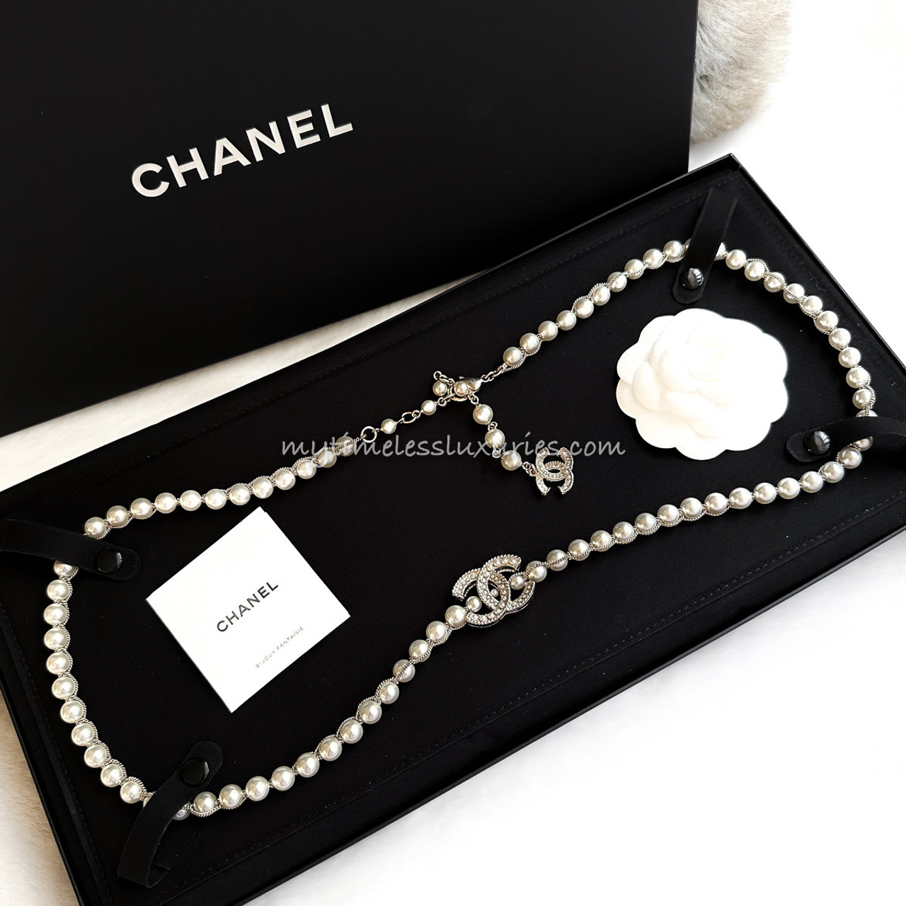 CHANEL 19C Runway CC Pearl Belt *New - Timeless Luxuries