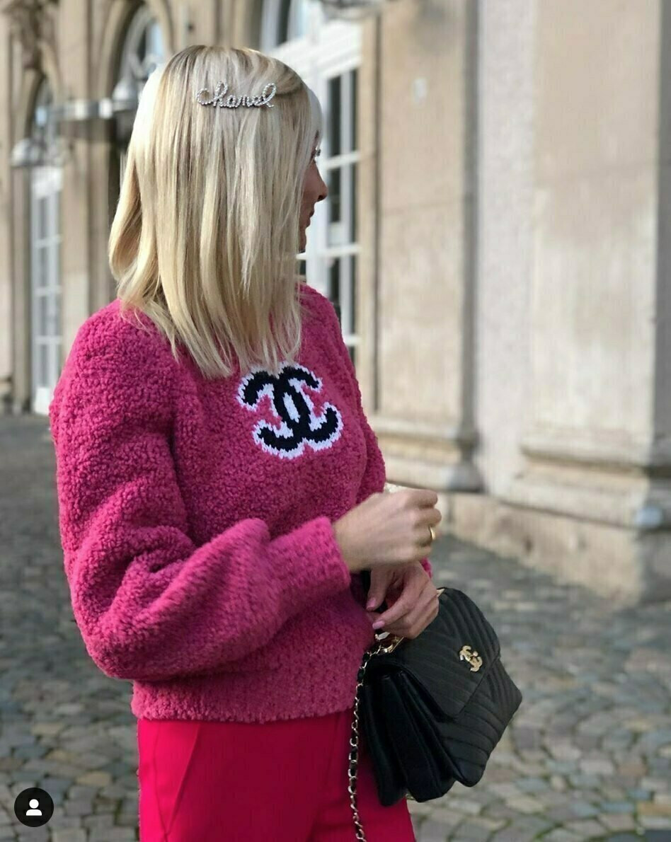 CHANEL Script Hair Clip/ Barette Pearls & Crystals Timeless Luxuries