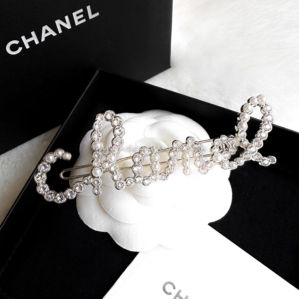 CHANEL Script Hair Clip/ Barette Pearls & Crystals Timeless Luxuries