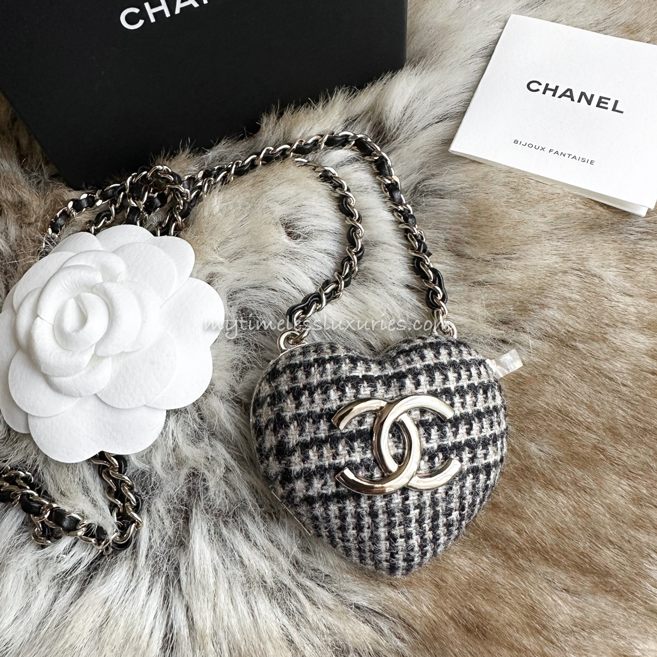 CHANEL 22K Tweed Heart Locket Long Necklace *New - Timeless