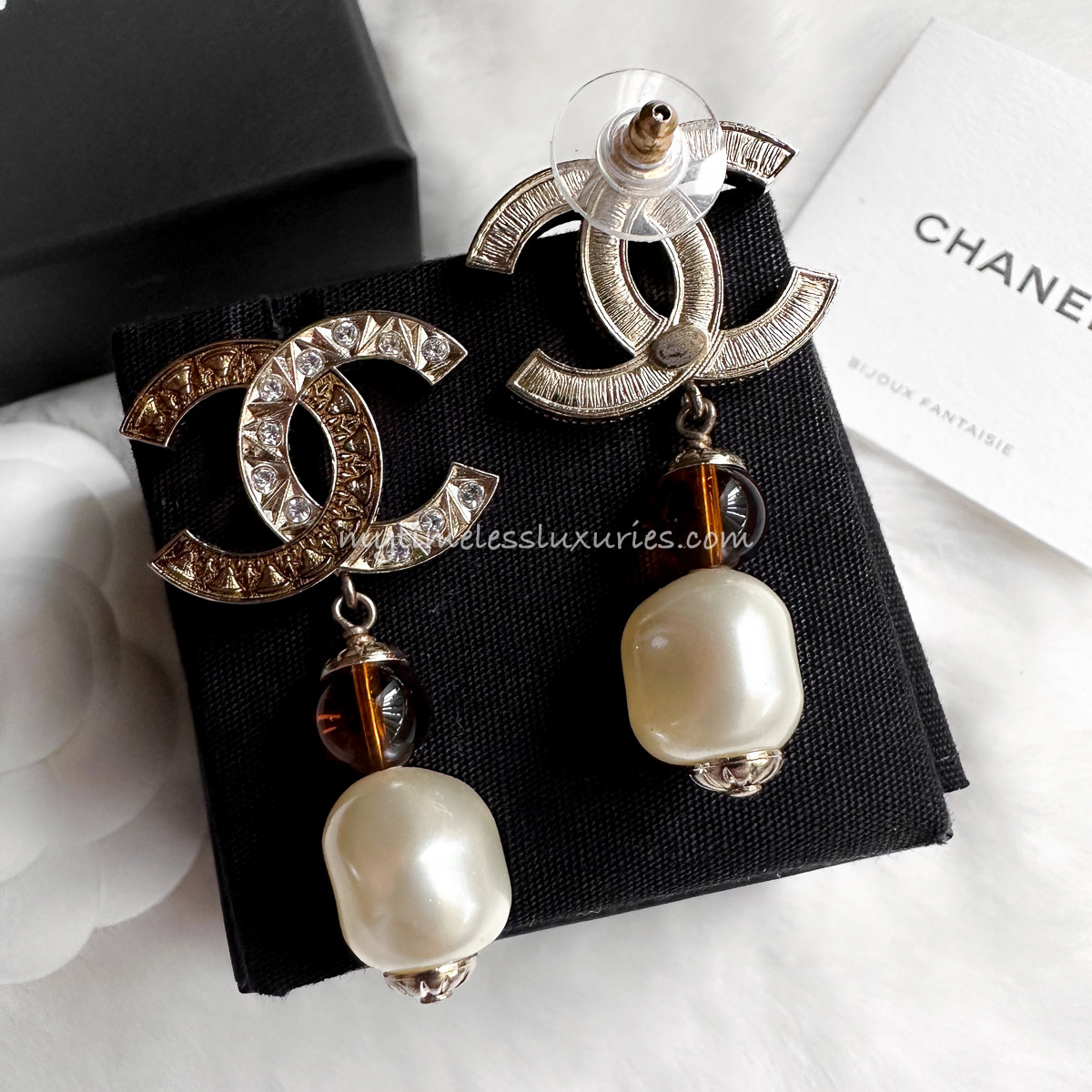 CHANEL 19A Crystal CC Pearl Drop Earrings - Timeless Luxuries