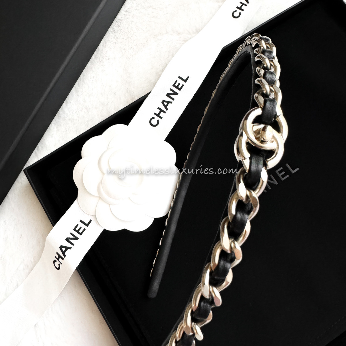 CHANEL CC Turnlock Chain Headband Black Chanel CC Turn Lock Chain Link Headband Metal ref  main image 3