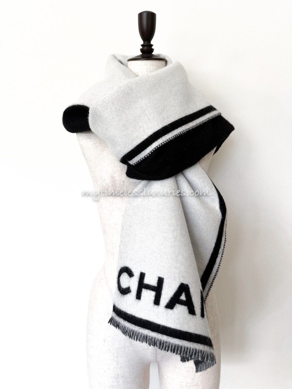 CHANEL 23B CC Logo Scarf *New - Timeless Luxuries