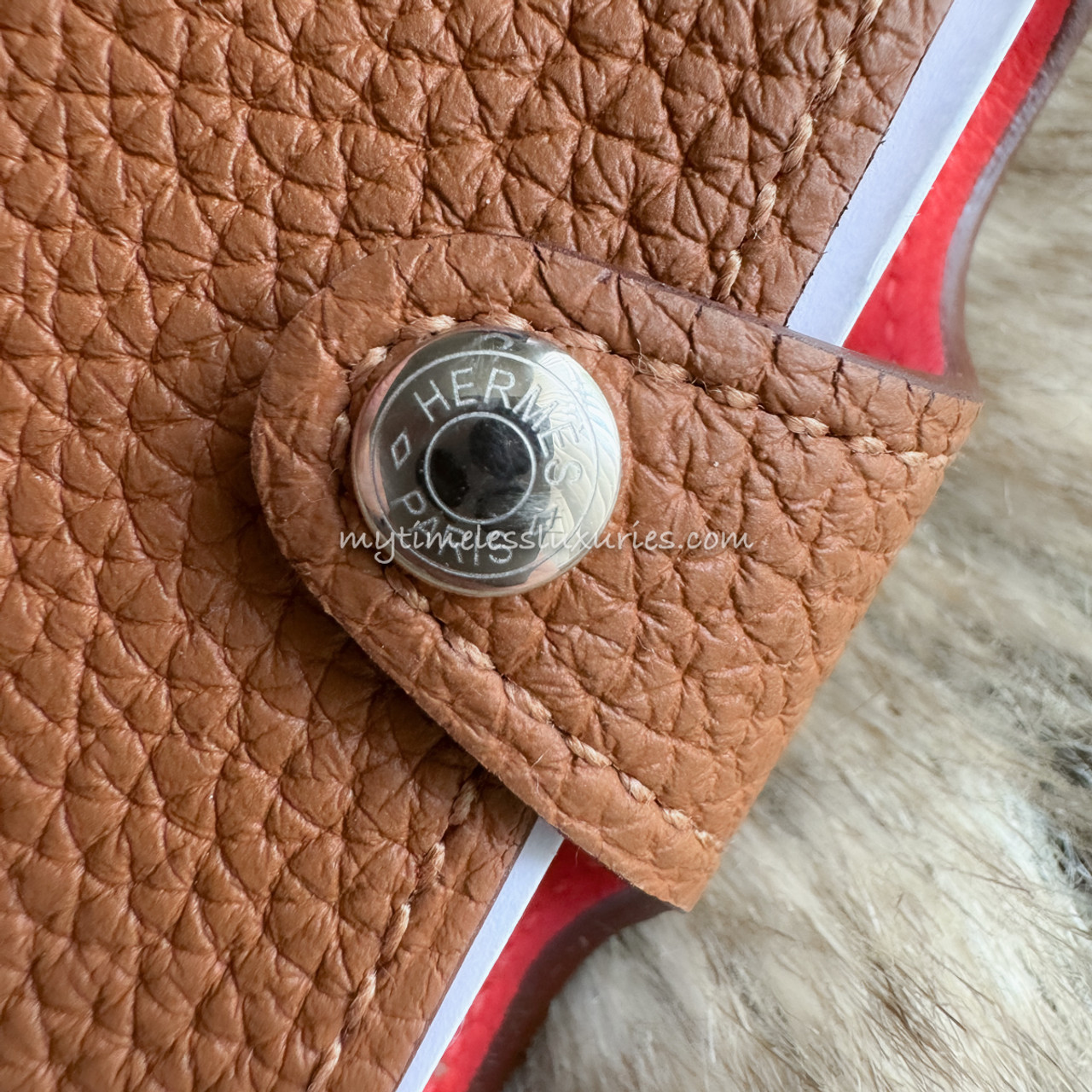 HERMES(エルメス)- Ulysse Nano charm(ユリスナノ)ゴールド HERMES Ulysse Nano Charm Gold/ Capucine - Timeless Luxuries