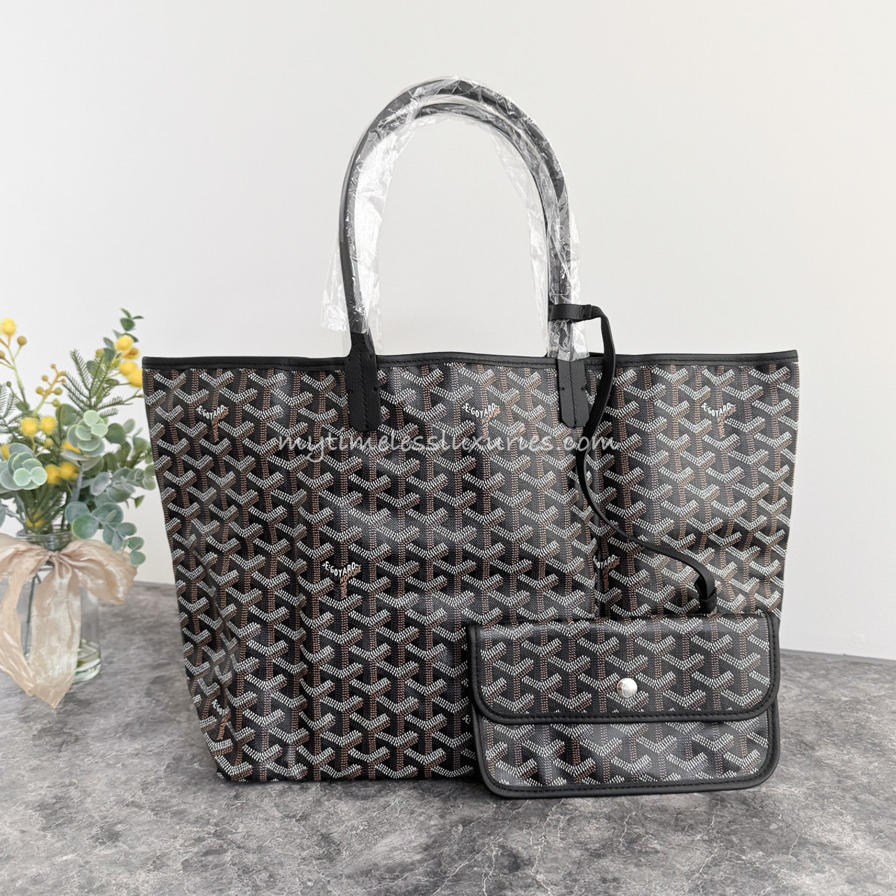 Goyard Women's Shoulder Bag with Long Strap, Black, Luxury