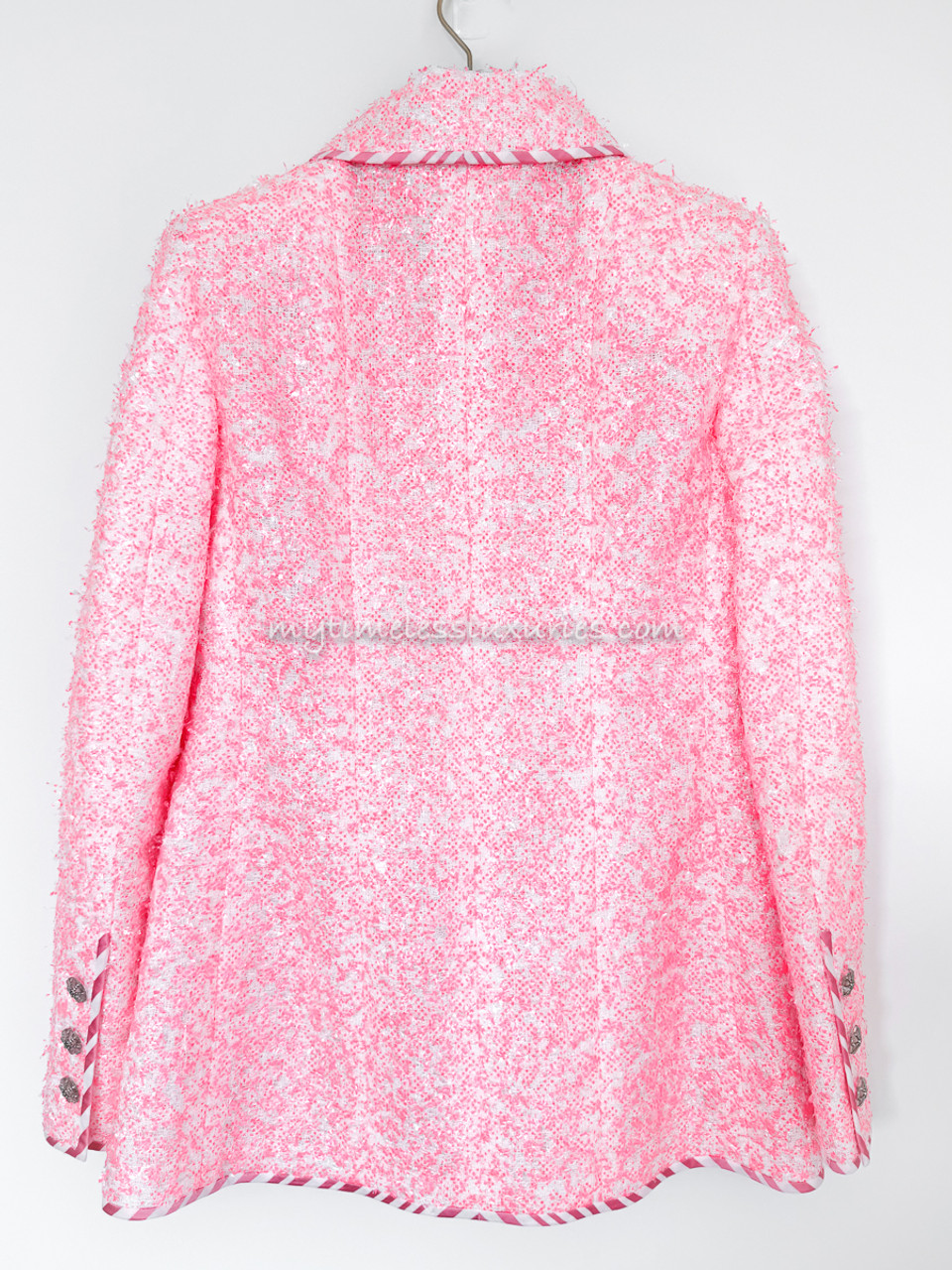 CHANEL 20S Runway Pink Tweed Jacket 36 - Timeless Luxuries