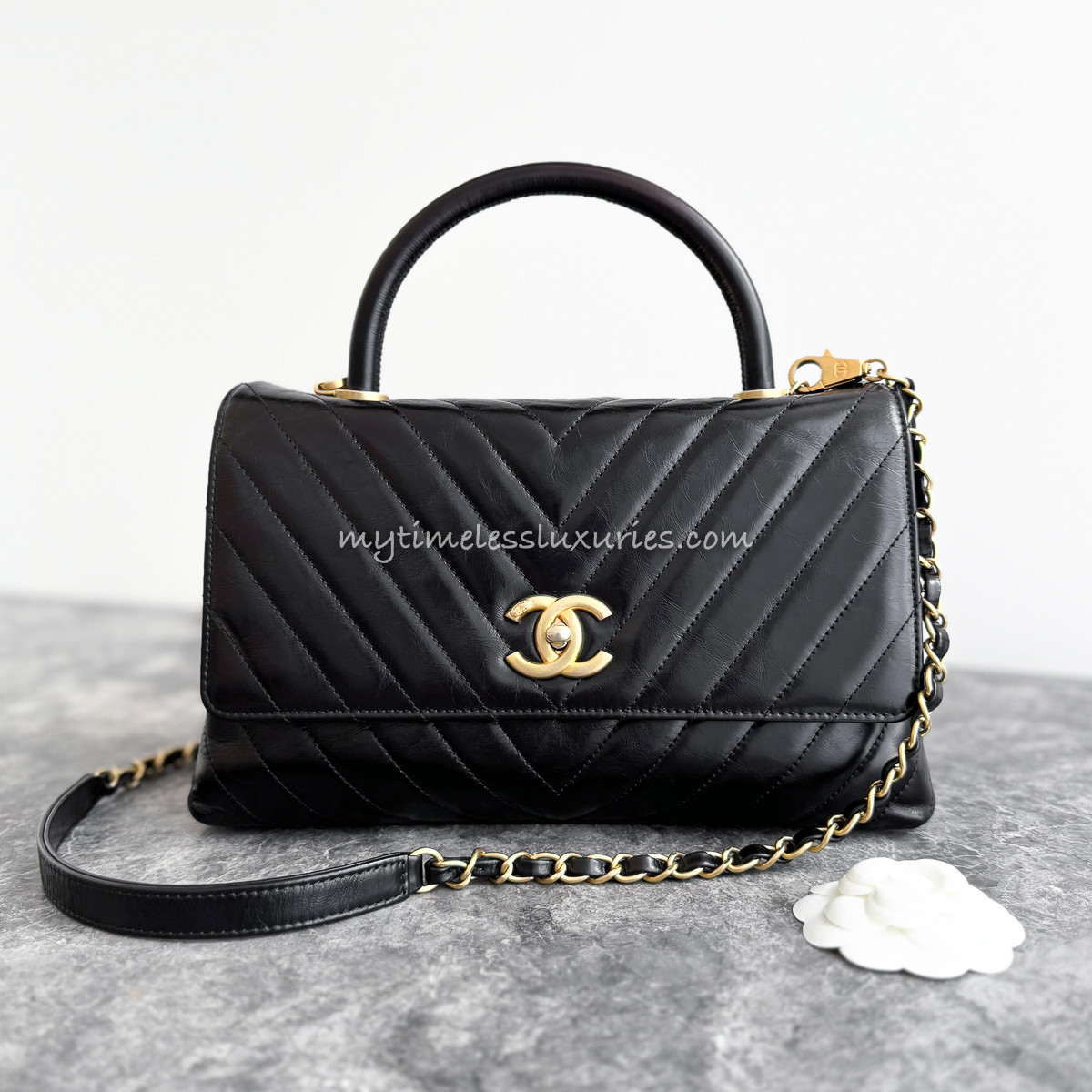 CHANEL Chevron Calfskin Coco Handle GHW - Timeless Luxuries