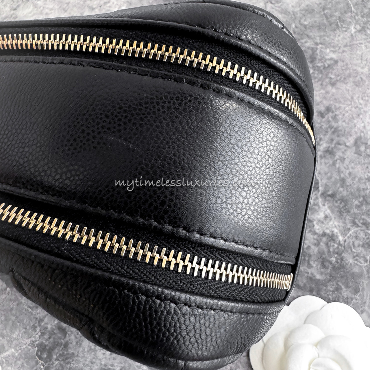CHANEL PRECISION ポーチ 31840787.jpg