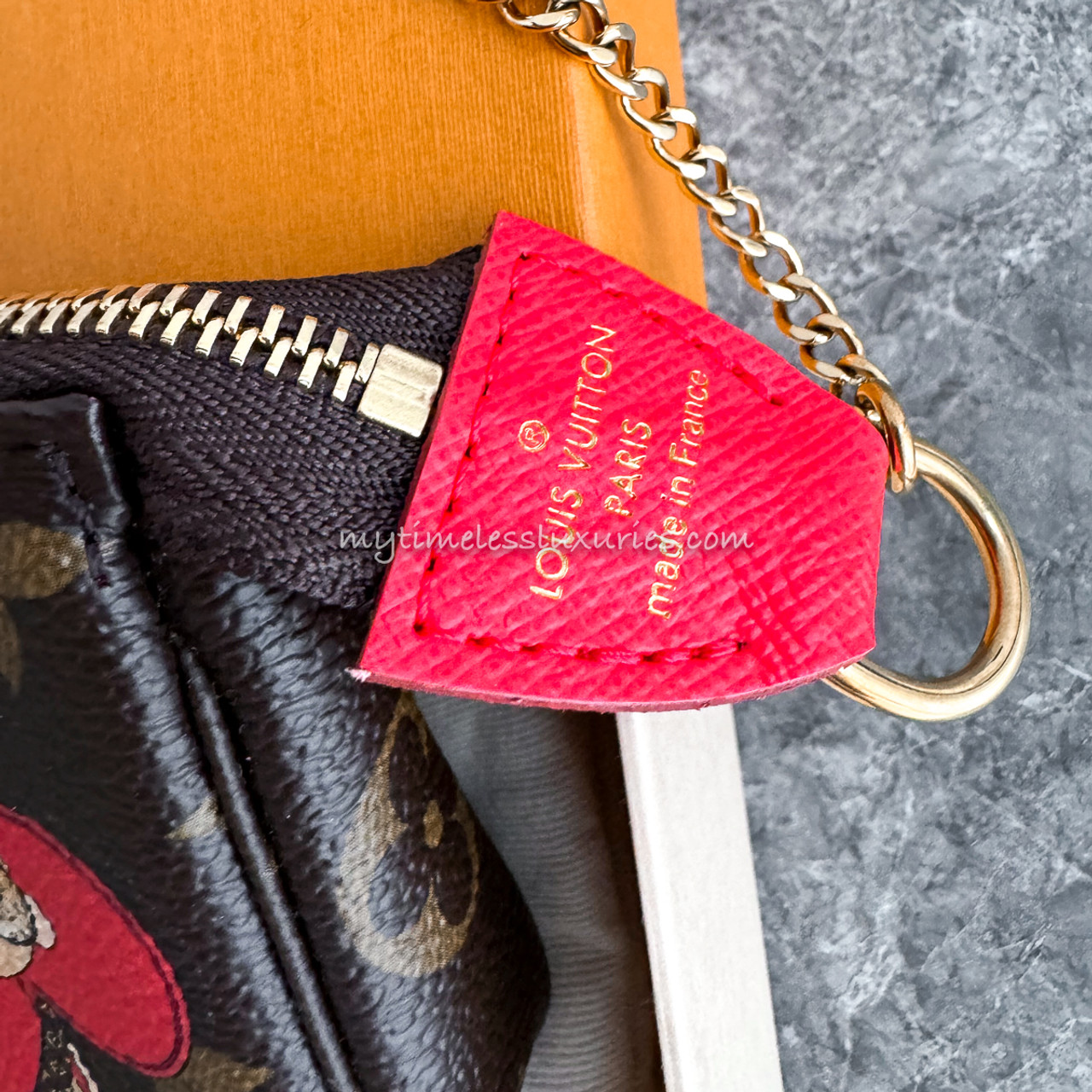 LOUIS VUITTON Xmas Mini Pochette Vivienne Skateboard *New