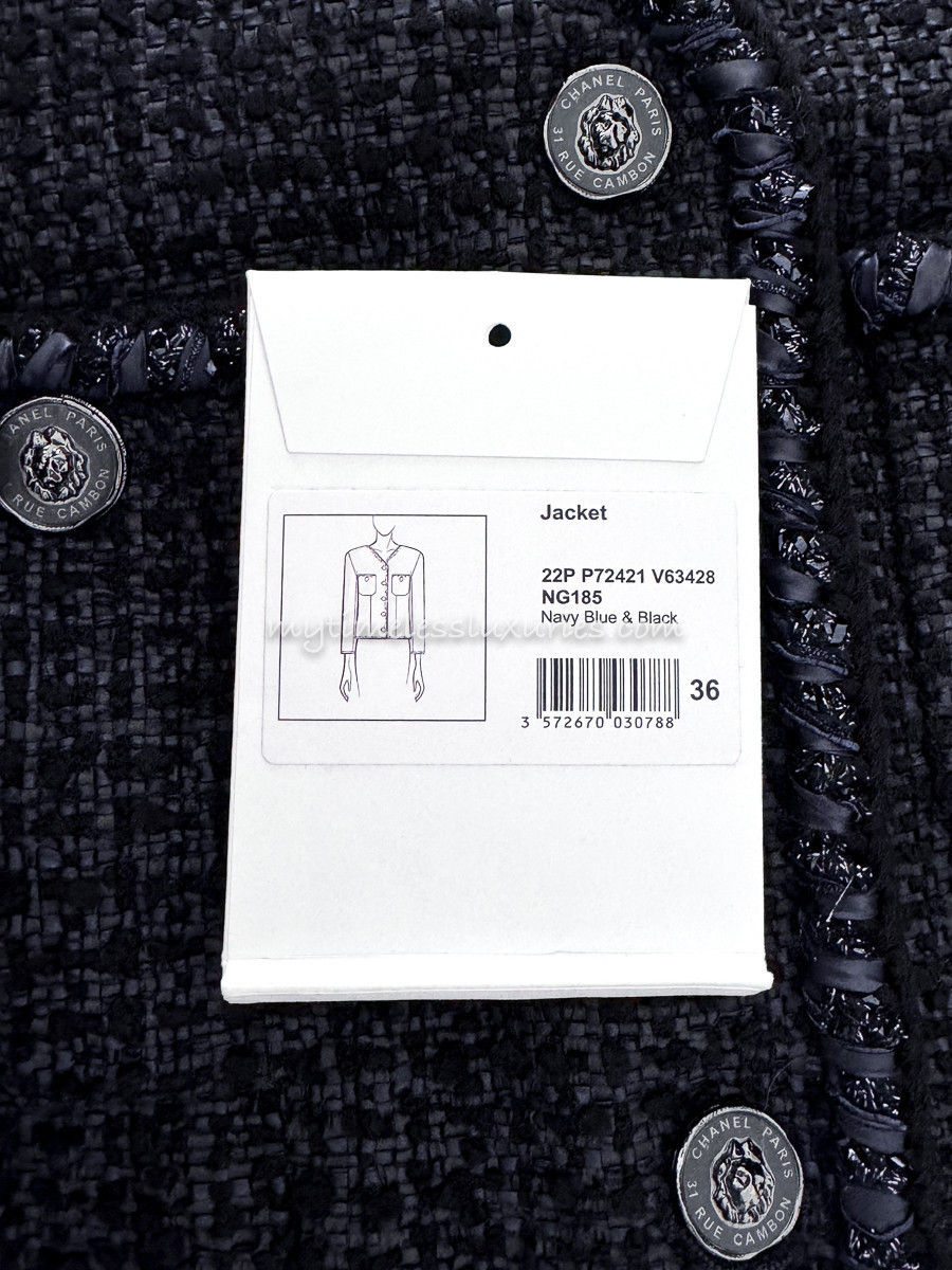 CHANEL 22P Navy/ Black Tweed Jacket Braided Trim 36 - Timeless