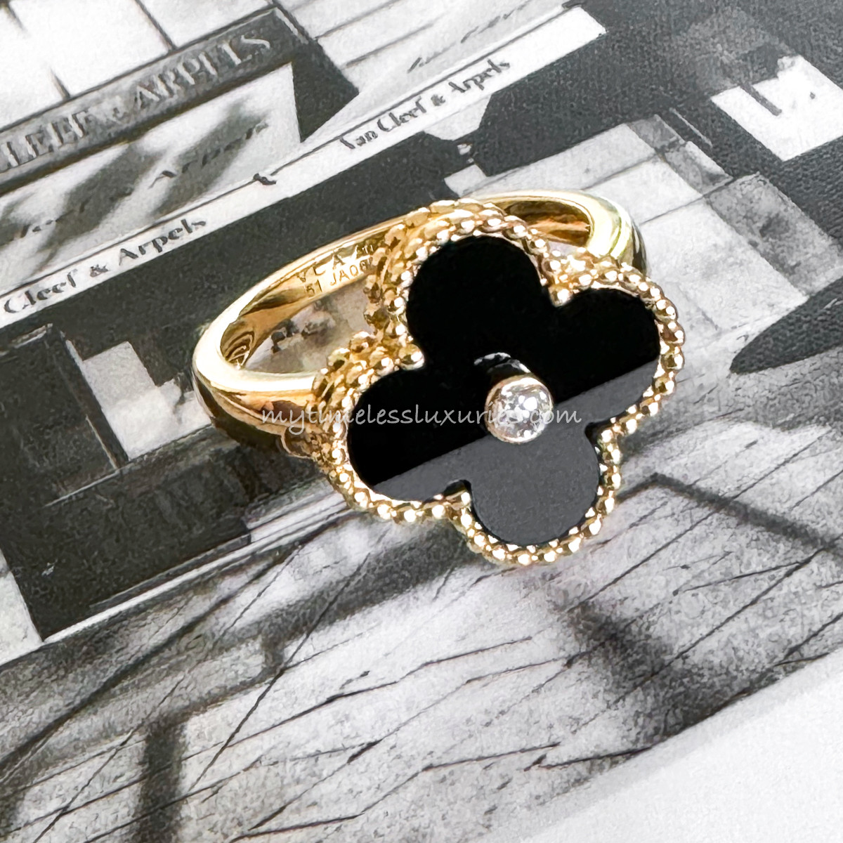 VAN CLEEF & ARPELS Vintage Alhambra Ring Onyx YG Diamond 51 *New
