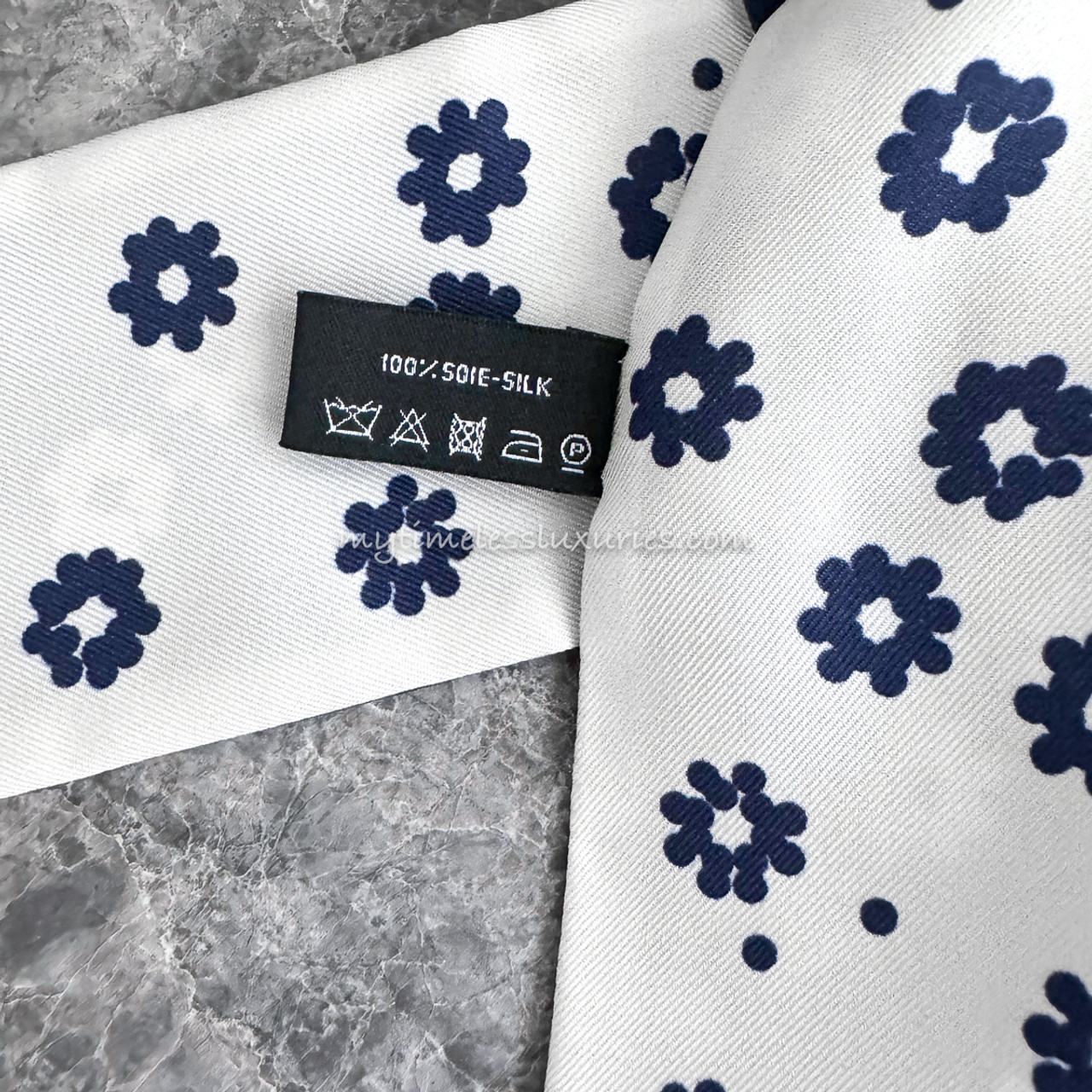 CHANEL Slim Bandeau/ Twilly Scarf 120 *New - Timeless Luxuries