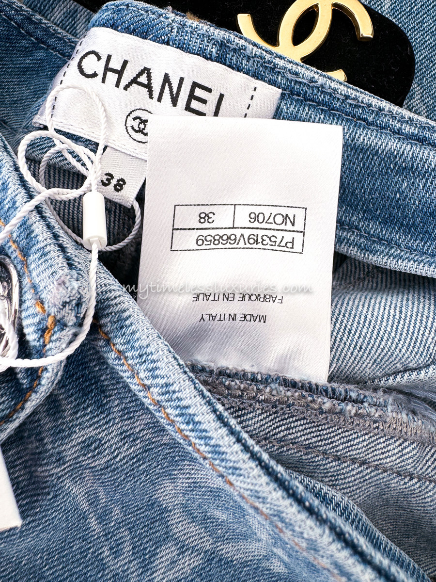 CHANEL 23A Slim Flare Jeans 38 *New - Timeless Luxuries
