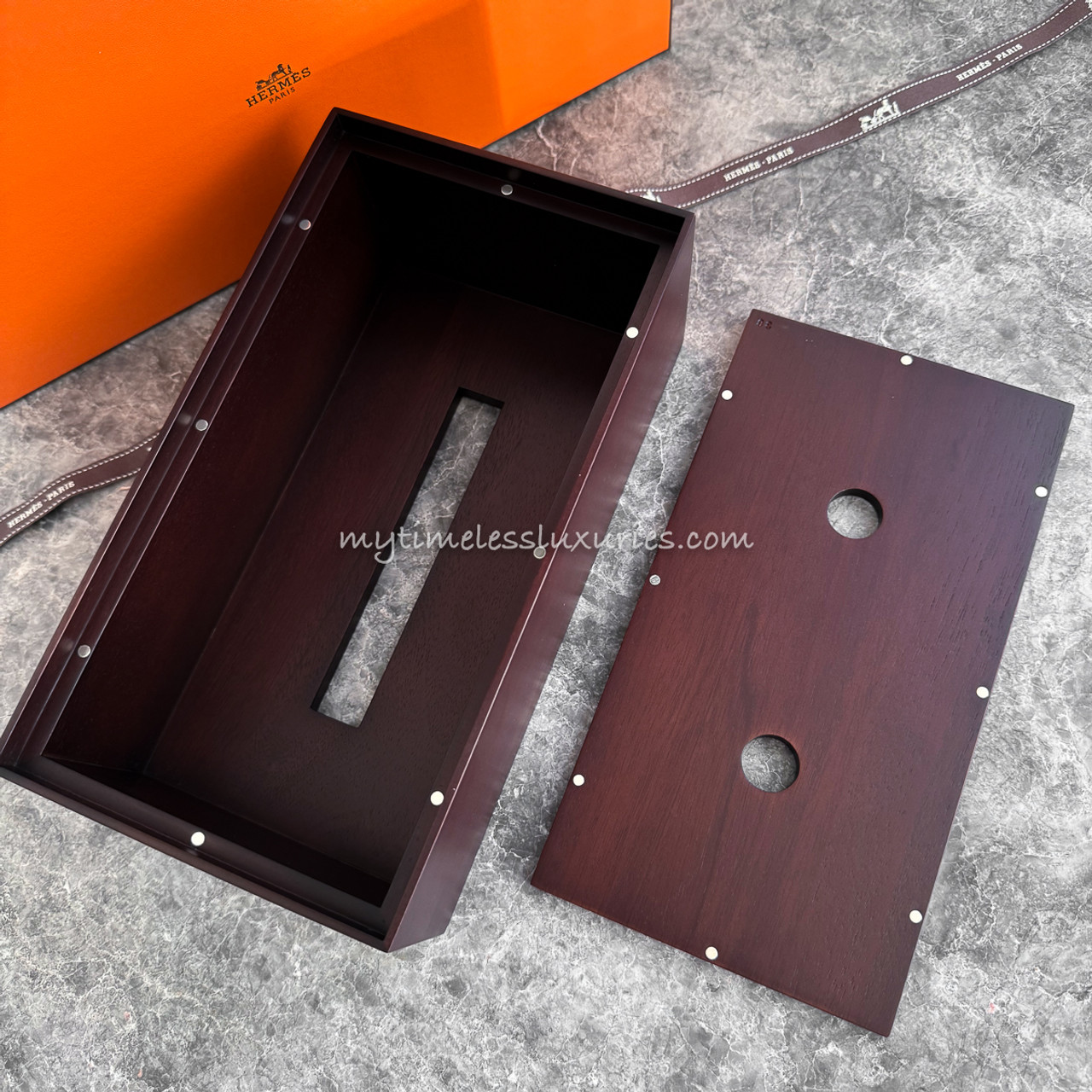 HERMES ティーボックス《Pleiade Pleiade tissue box, small model | Hermès USA