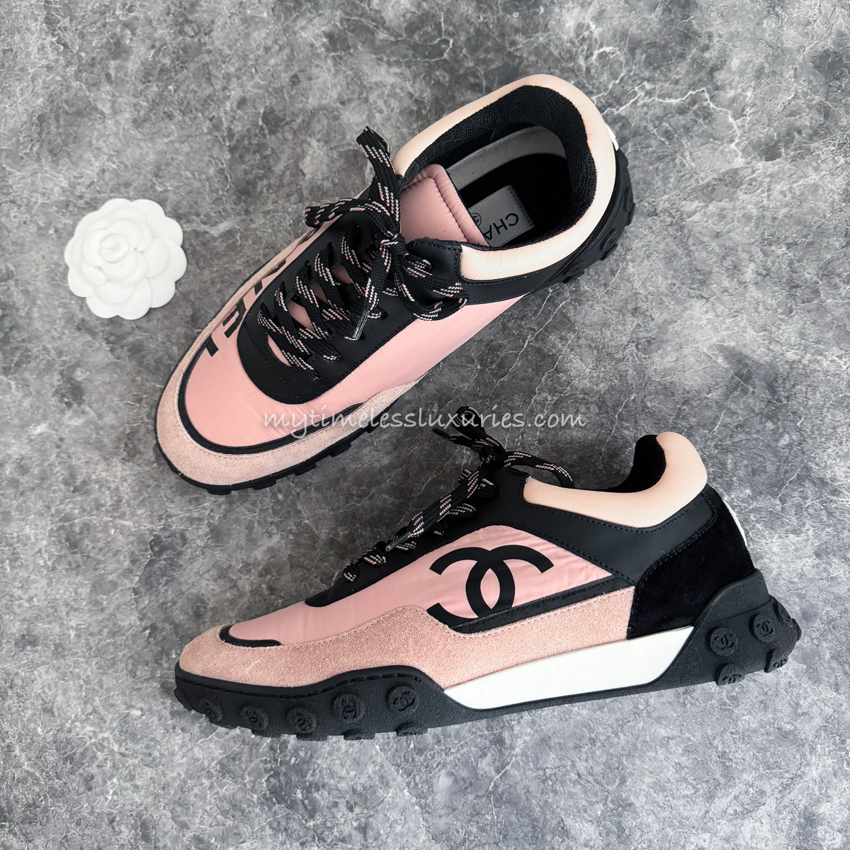 CHANEL CC Logo Sneakers Pink/ Black 39 *New Timeless Luxuries