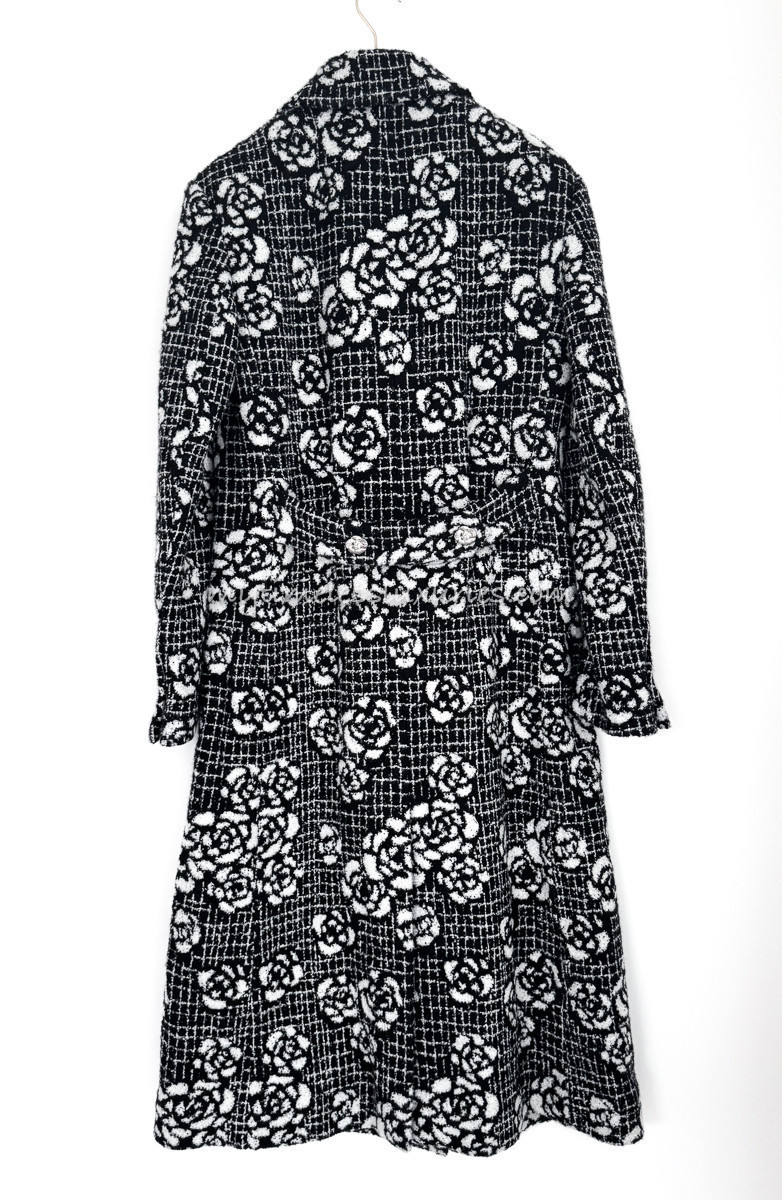 CHANEL 23K Runway Camélia Tweed Coat 38 *New - Timeless Luxuries