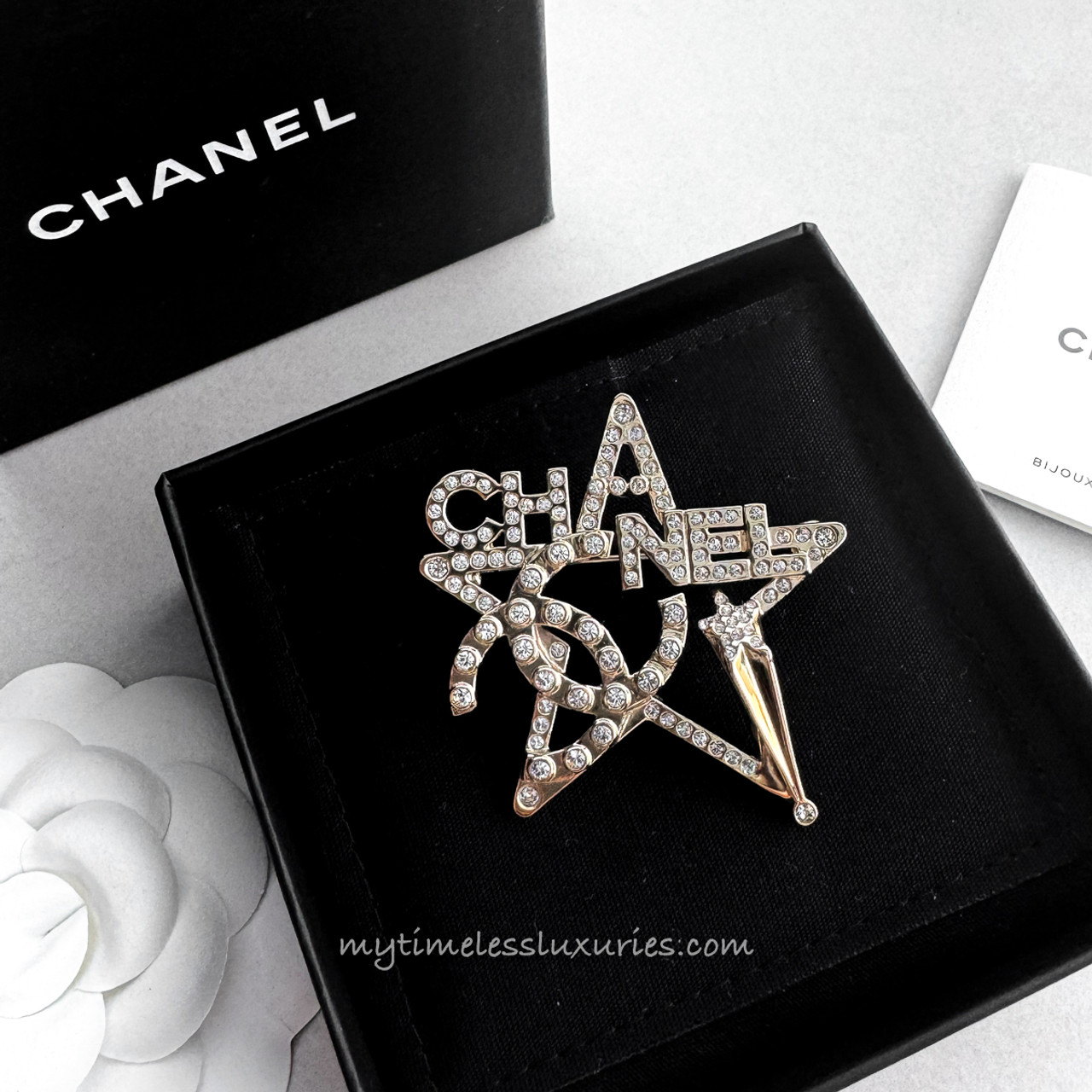 CHANEL CC スター ブローチ 華やか☆人気【CHANEL】ブローチ チェーン＆クリスタル (CHANEL