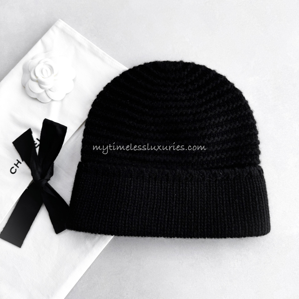 CHANEL 24K CC Cashmere Beanie *New