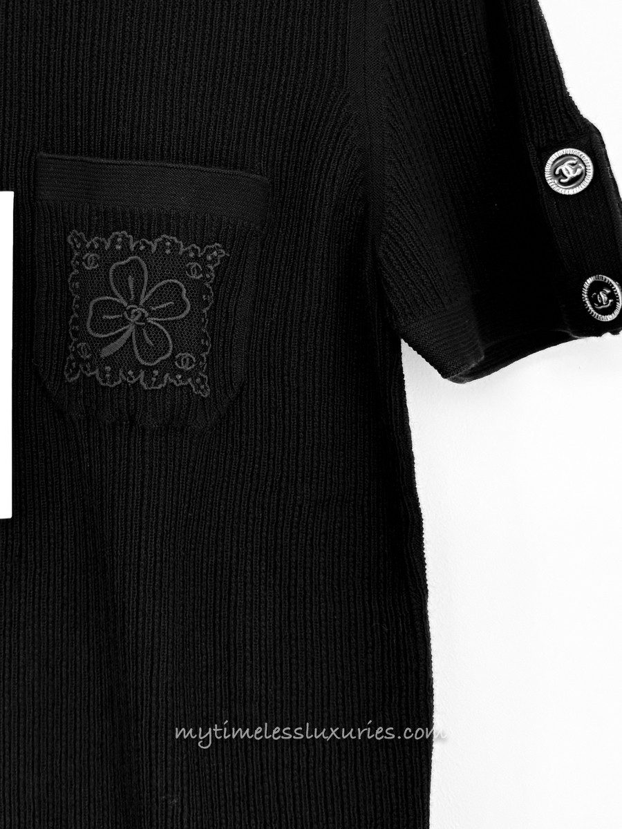 CHANEL 24P Knit Top CC Clover Logo & CC Buttons 38 *New - Timeless