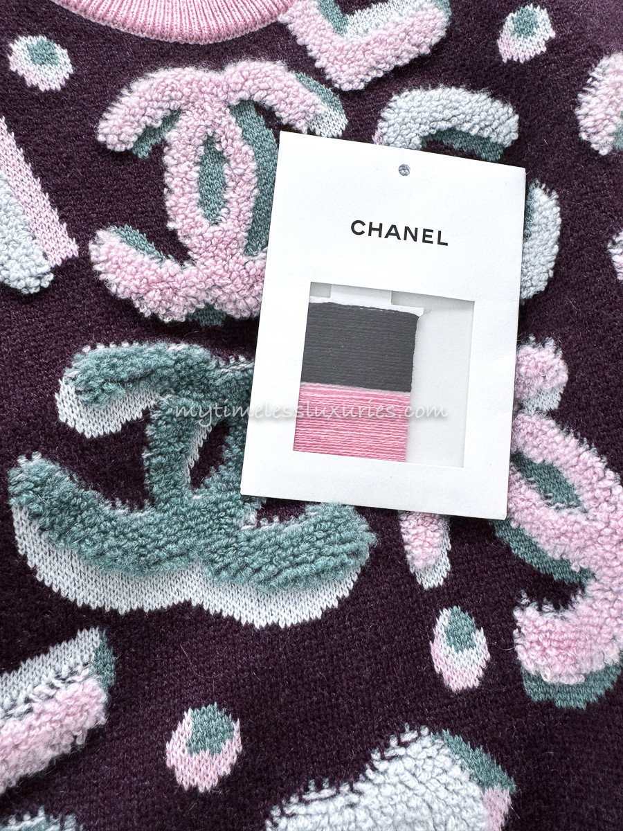 CHANEL 22N Coco Neige Logo Sleeveless Knit Top 36 - Timeless Luxuries