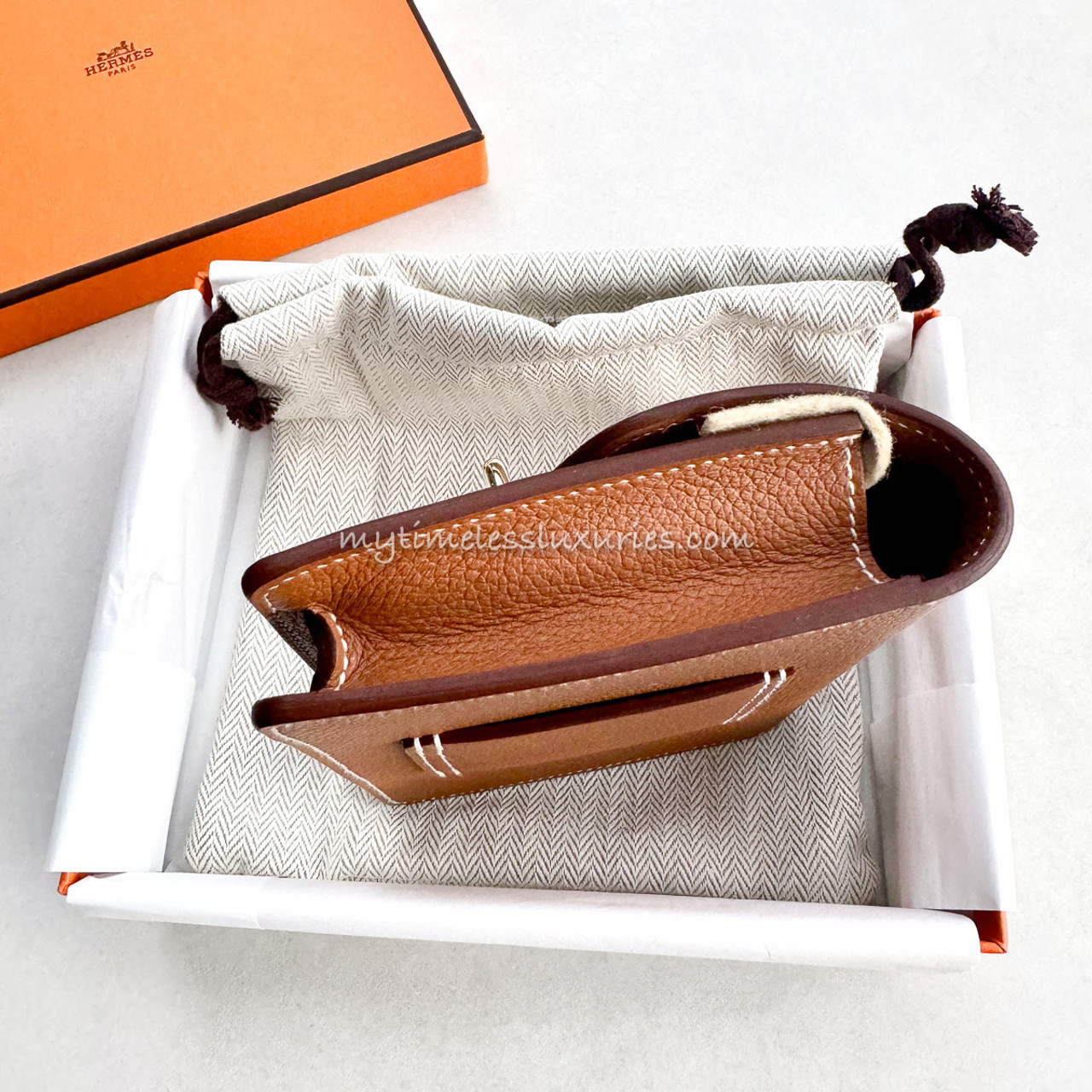 HERMES Roulis Slim Wallet Gold Evercolor Permabrass *New HERMES Roulis Slim Wallet Gold Evercolor Permabrass *New