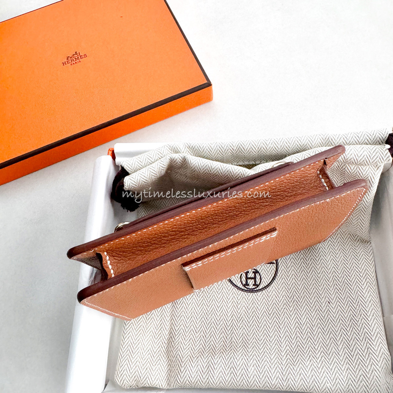 HERMES Roulis Slim Wallet Gold Evercolor Permabrass *New HERMES Roulis Slim Wallet Gold Evercolor Permabrass *New