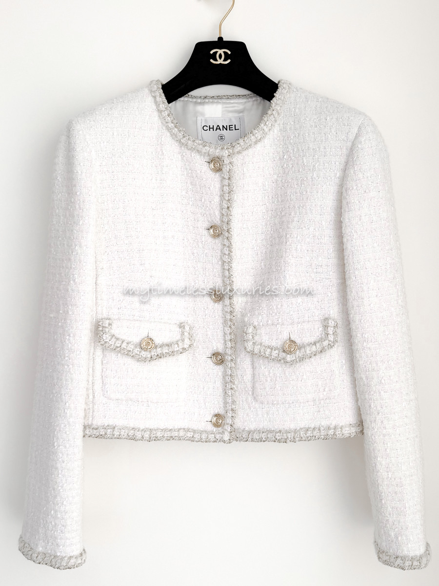 CHANEL 25A Metiers d'Art Paris-Shanghai Little White Jacket 38