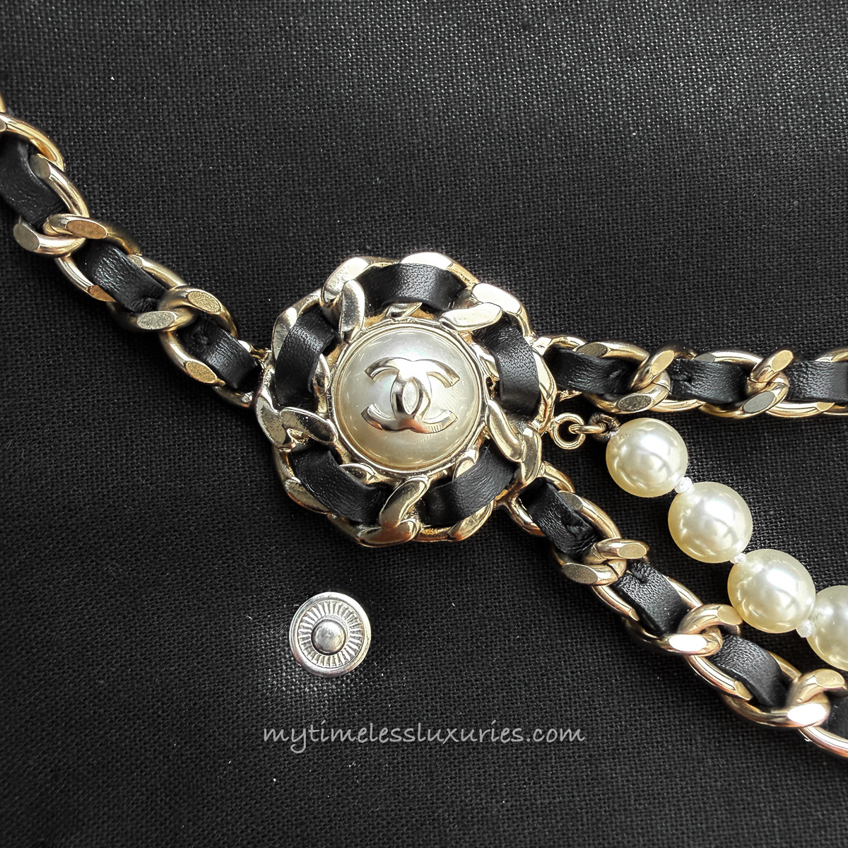 CHANEL 18K Interlaced Chain/ Leather & Pearl CC Belt *New  display picture 2