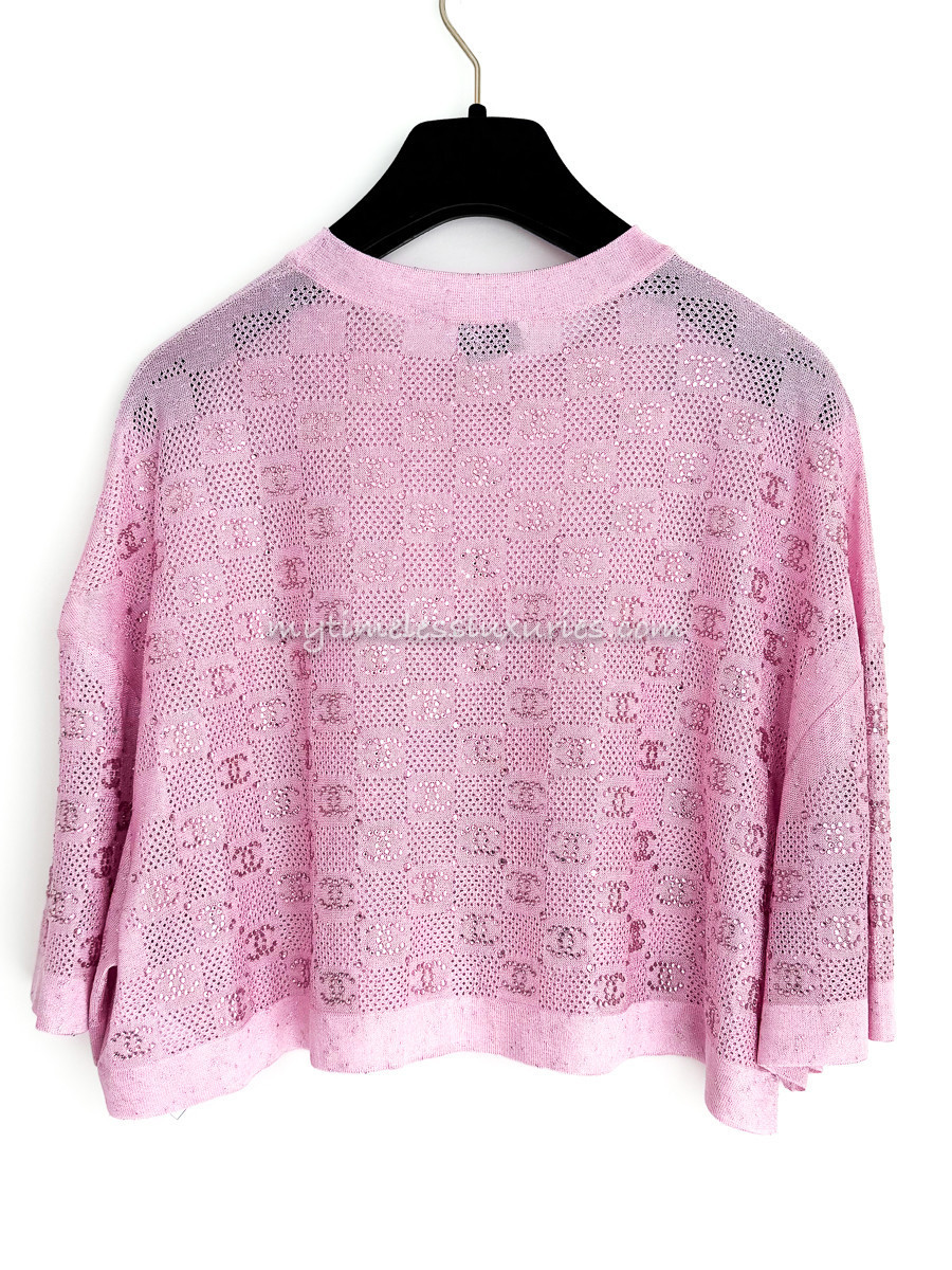 CHANEL シャネル 23SS Short Sleeve Cropped Top ラインストーンチャーム付き ココマーク刺繍半袖Tシャツ レディース ピンク P74589K10724 CHANEL (シャネル) 23SS Short Sleeve Cropped Top ラインストーン