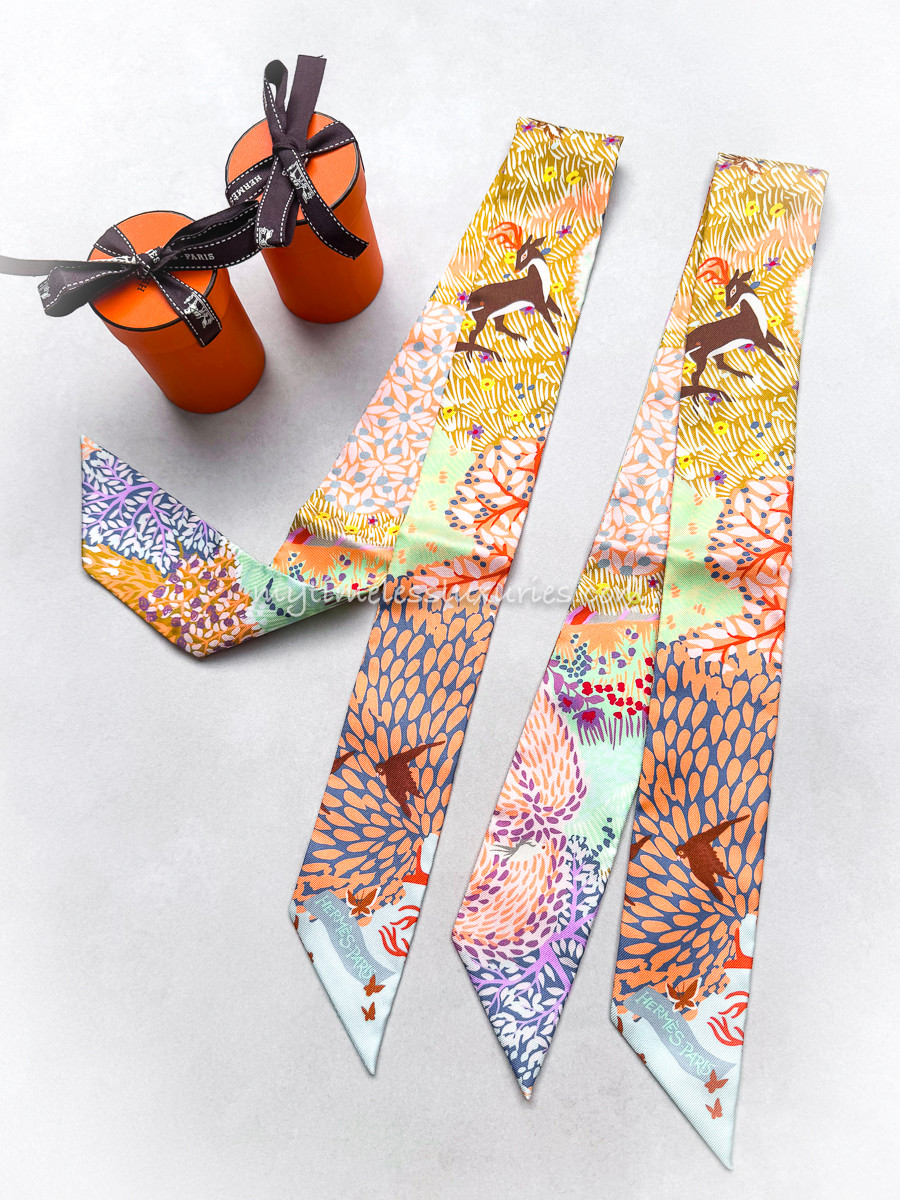 HERMES 'Dans un Jardin Anglais' by Alice Shirley Twilly Scarves