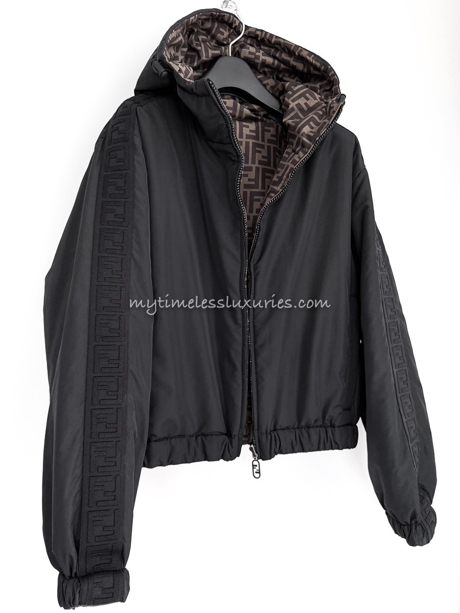 22ss「FENDI」FF Monogram✖Black Reversible FENDI FF Logo Reversible Puffer Jacket M - Timeless Luxuries