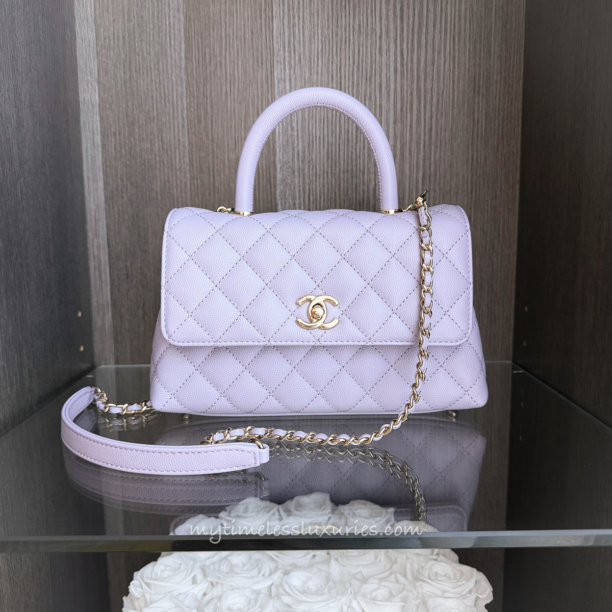 CHANEL 21K Lilac Caviar Coco Handle LGHW - Timeless Luxuries
