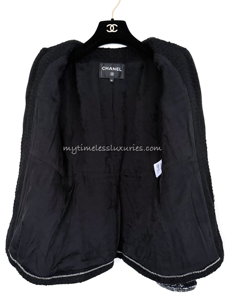 CHANEL 17A Metiers d'Art Black Tweed Jacket 36 - Timeless Luxuries