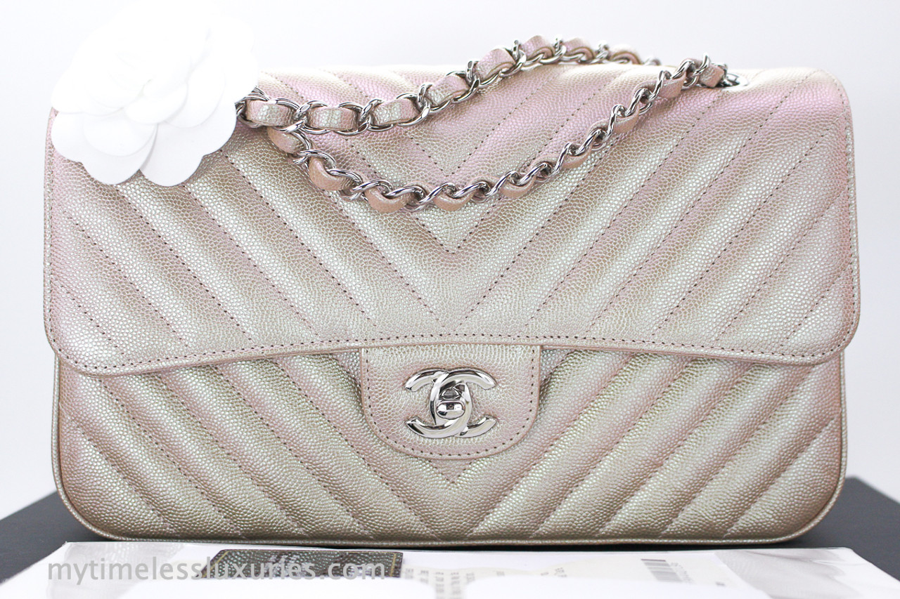 chanel purse gold