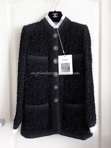 CHANEL 17A Paris-Cosmopolite Tweed Jacket with Detachable Collar/ Cuffs 34 FR *New CHANEL 17A Paris-Cosmopolite Tweed Jacket with Detachable Collar/ Cuffs 34 FR *New