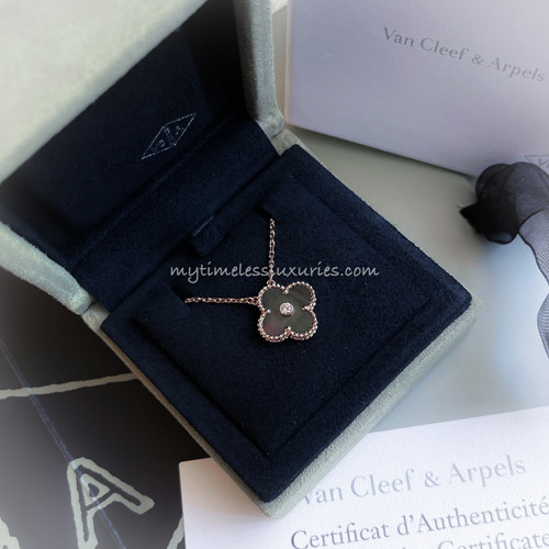 VAN CLEEF & ARPELS 2023 Ginza Edition Magic Alhambra Pendant/ Necklace *New  - Timeless Luxuries