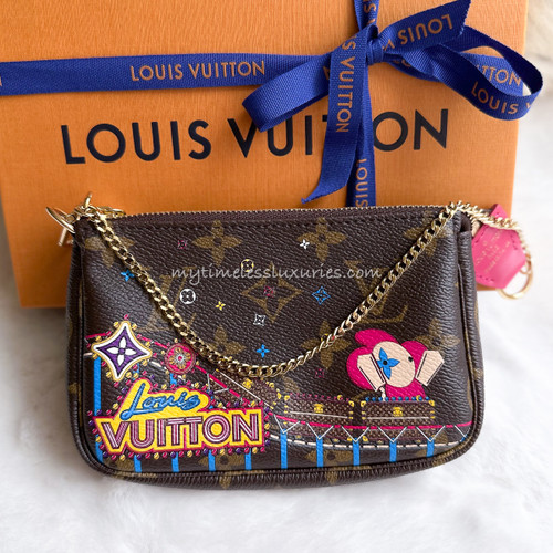 LOUIS VUITTON Christmas Animation 2022 VIVIENNE HOLIDAY ANIMATION MINI  POCHETTE