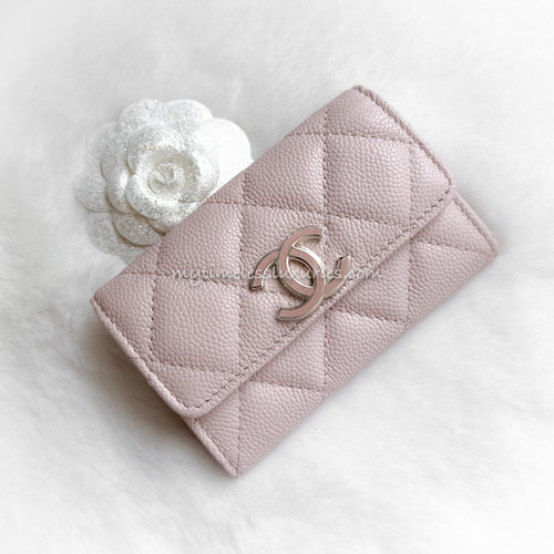CHANEL, Bags, Chanel Small Pink Alligator Clutch Bag Wchains