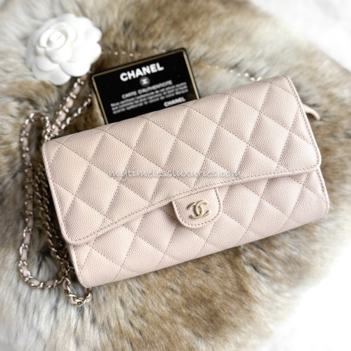 how to tell if a chanel wallet is real