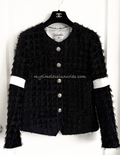 Chanel Wool Tweed Maxi Hobo Bag AS3632 Black/Purple 2022