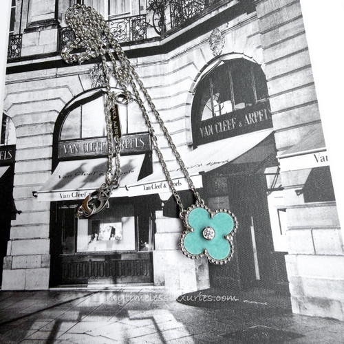 VAN CLEEF & ARPELS 2022 Holiday Pendant Celadon Sèvres Diamond WG