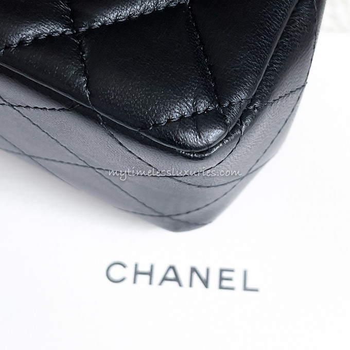 Mini flap bag, Lambskin & gold-tone metal, black — Fashion | CHANEL