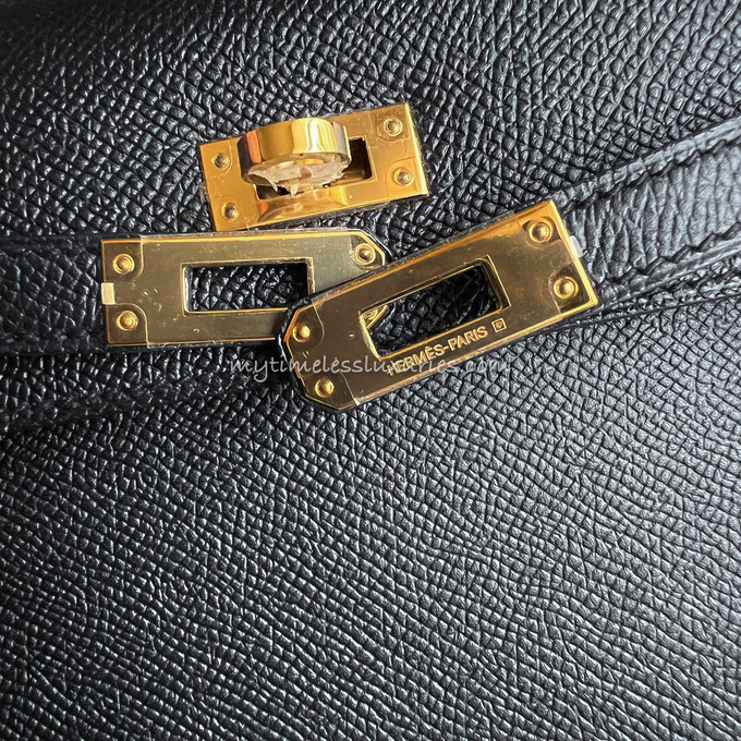 Hermès Kelly 25 Noir (Black) Sellier Epsom Gold Hardware GHW