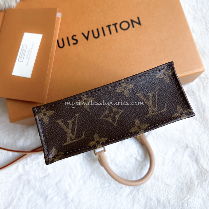 LOUIS VUITTON Petit Sac Plat Monogram - Timeless Luxuries