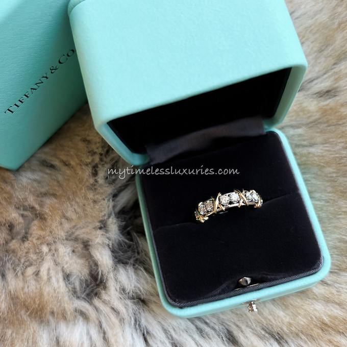 My Tiffany & Co. Engagement Ring and Wedding Bad with my Schlumberger Sixteen  Stone Ring. A … | Royal engagement rings, Sapphire ring designs, Cute  engagement rings