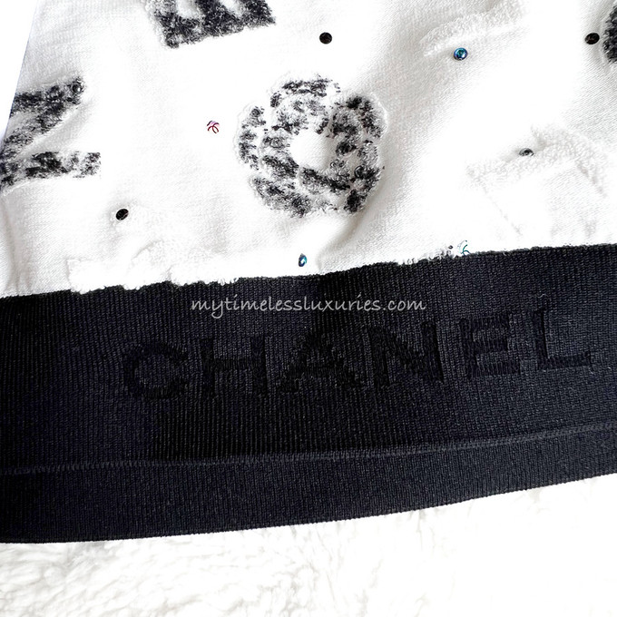 CHANEL 22S Runway Logo Cropped Top M *New - Timeless Luxuries